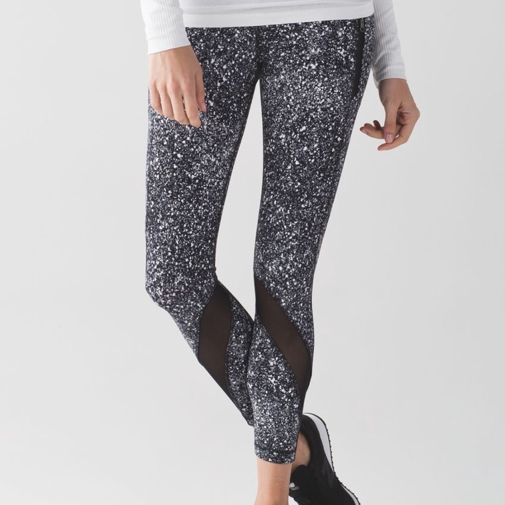 NEW! Lululemon Inspire Leggings